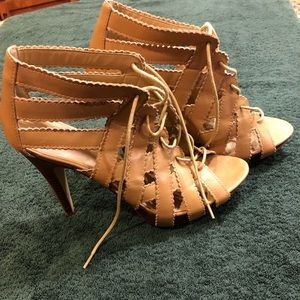 Chinese Laundry bootie sandles